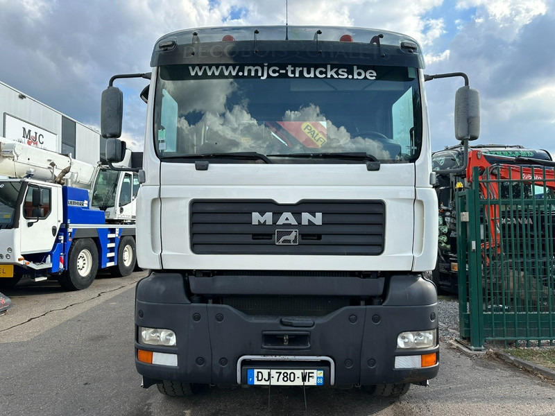 MAN TGA 33.350 6x6 PRITSCHE + (27.5m) KRAN PALFINGER PK36002 E 6x + JIB + WINCH - *184.000km* - MANUAL - EURO 3 - Bortu kravas automašīna/ Platforma, Kravas auto ar manipulatoru: foto 3 MAN TGA 33.350 6x6 PRITSCHE + (27.5m) KRAN PALFINGER PK36002 E 6x + JIB + WINCH - *184.000km* - MANUAL - EURO 3 - Bortu kravas automašīna/ Platforma, Kravas auto ar manipulatoru: foto 3