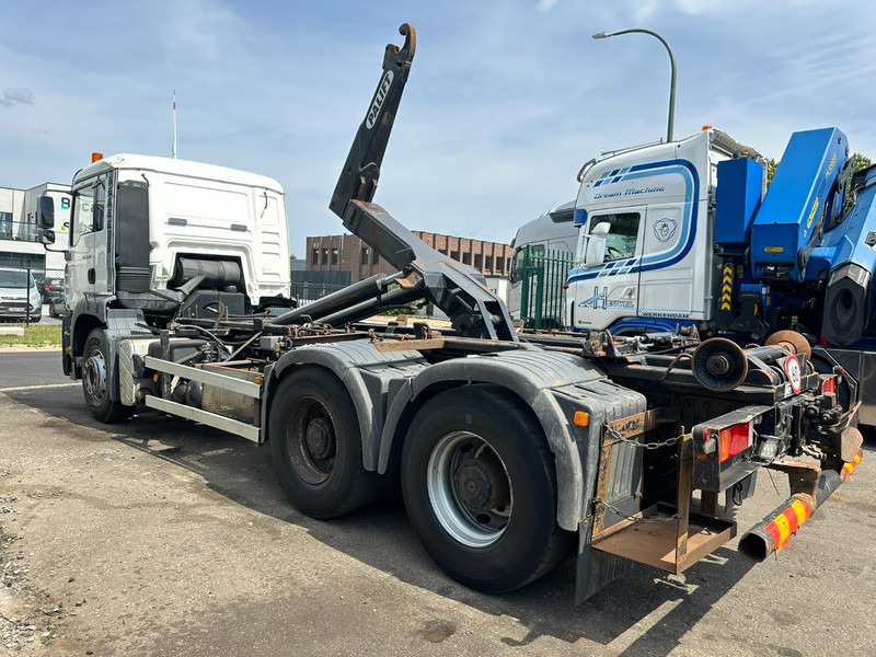 MAN TGA 33.360 6x4 HOOKLIFT - MANUAL ZF - BIG AXLES HUB REDUCTION / STEEL SPRING - BE TRUCK - Pacēlājs ar āķi: foto 5 MAN TGA 33.360 6x4 HOOKLIFT - MANUAL ZF - BIG AXLES HUB REDUCTION / STEEL SPRING - BE TRUCK - Pacēlājs ar āķi: foto 5