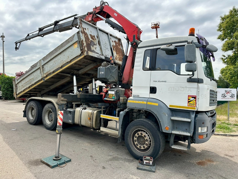 MAN TGS 33.440 6x4 TIPPER + CRANE FASSI F230 - 5x HYDR - 5/6 F Rotator - BIG AXLES HUB REDUCTION / STEEL SPRING - Kravas automašīna pašizgāzējs, Kravas auto ar manipulatoru: foto 1 MAN TGS 33.440 6x4 TIPPER + CRANE FASSI F230 - 5x HYDR - 5/6 F Rotator - BIG AXLES HUB REDUCTION / STEEL SPRING - Kravas automašīna pašizgāzējs, Kravas auto ar manipulatoru: foto 1