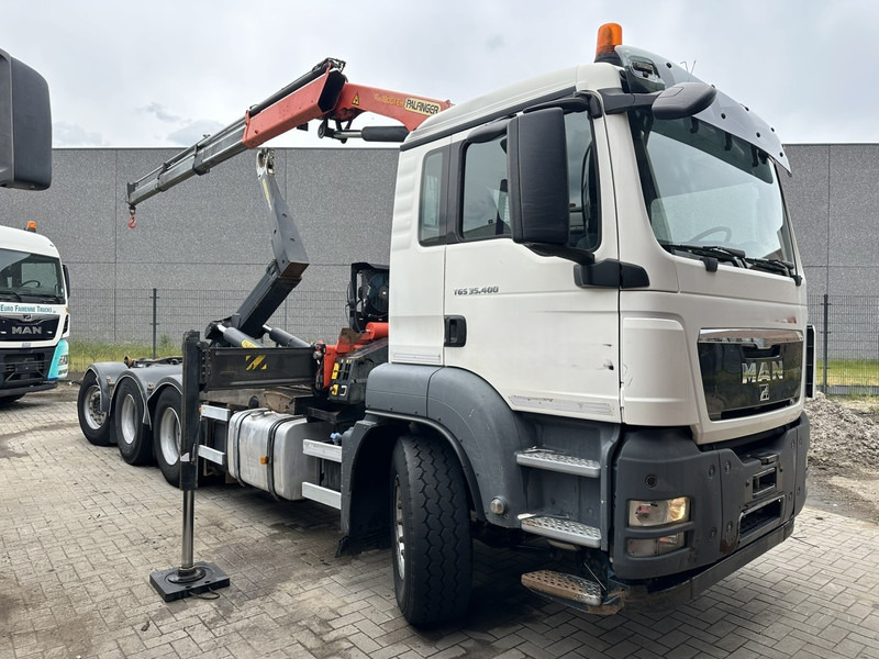 MAN TGS 35.400 8x4 TRIDEM HOOKLIFT T22 + CRANE PALFINGER PK 18001 EH + RADIO - EURO 5 - LIFT/STEERING AXLE - BE TRUCK - Pacēlājs ar āķi, Kravas auto ar manipulatoru: foto 3 MAN TGS 35.400 8x4 TRIDEM HOOKLIFT T22 + CRANE PALFINGER PK 18001 EH + RADIO - EURO 5 - LIFT/STEERING AXLE - BE TRUCK - Pacēlājs ar āķi, Kravas auto ar manipulatoru: foto 3