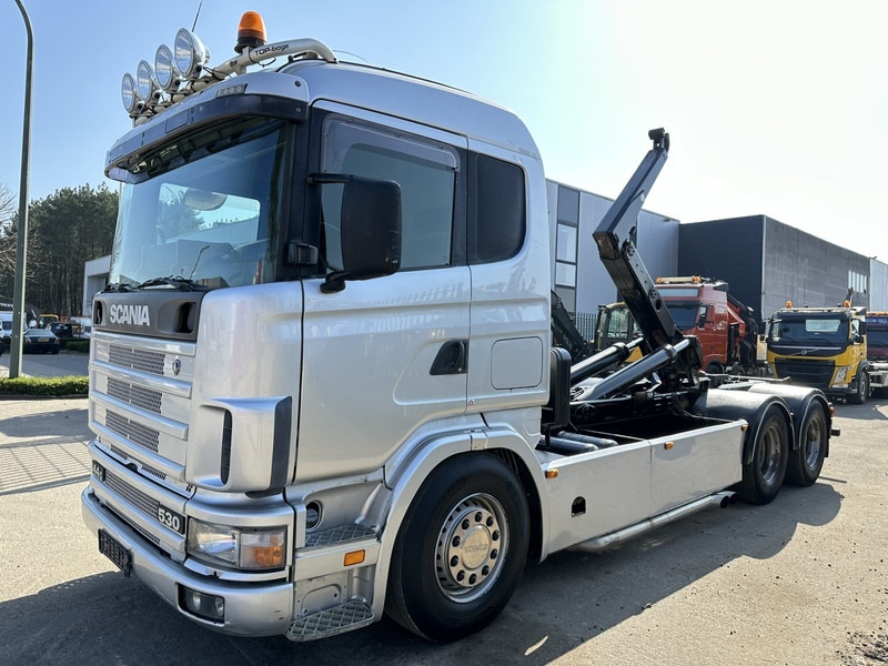 Scania 144G-530 V8 6x4 HOOKLIFT 20T MEILLER -VOL LUCHT - OPTI-CRUISE - CR19 SLAAPCABINE - Pacēlājs ar āķi: foto 3 Scania 144G-530 V8 6x4 HOOKLIFT 20T MEILLER -VOL LUCHT - OPTI-CRUISE - CR19 SLAAPCABINE - Pacēlājs ar āķi: foto 3