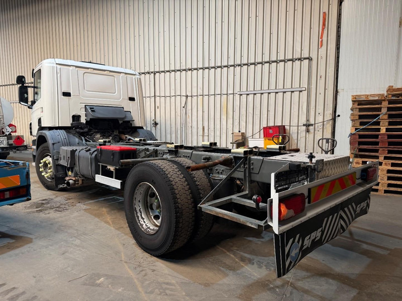 Scania P310 4x2 CHASSIS - ADR (ex tanker) - *322.000km* - AIR SUSPENSION - MANUAL - BE TRUCK - Šasija kravas automašīna: foto 3 Scania P310 4x2 CHASSIS - ADR (ex tanker) - *322.000km* - AIR SUSPENSION - MANUAL - BE TRUCK - Šasija kravas automašīna: foto 3