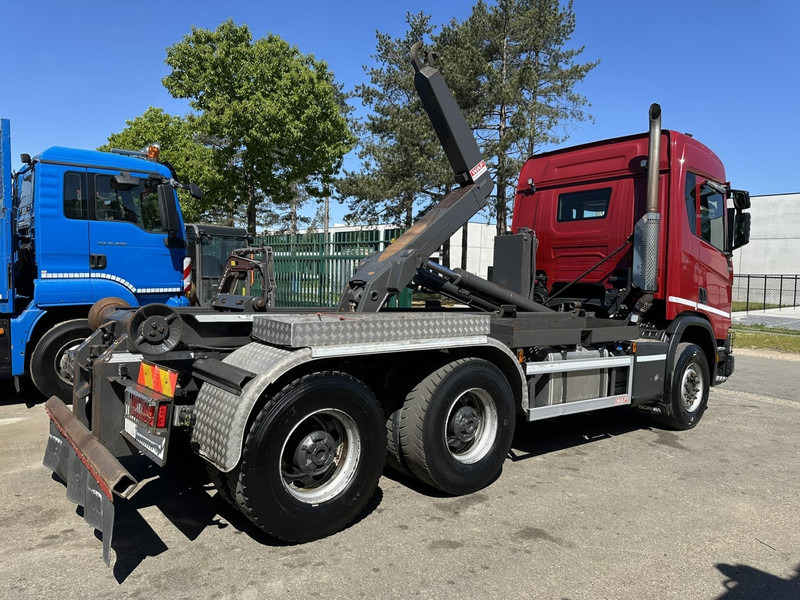 Scania R500 XT 6x4 RETARDER - HOOKLIFT / HAAKSYSTEEM WAF 20T - 5200mm - WB 3m75 - *231.000km* - HUB REDUCTION / STEEL SUSPENSION - EURO 6 - BE TRUCK - Pacēlājs ar āķi: foto 5 Scania R500 XT 6x4 RETARDER - HOOKLIFT / HAAKSYSTEEM WAF 20T - 5200mm - WB 3m75 - *231.000km* - HUB REDUCTION / STEEL SUSPENSION - EURO 6 - BE TRUCK - Pacēlājs ar āķi: foto 5