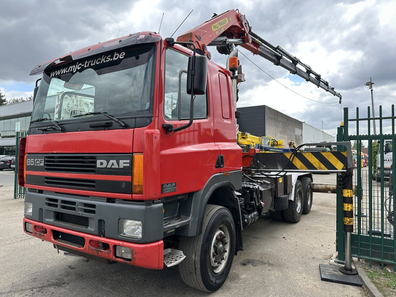 DAF 85 CF 430 6x4 CRANE PK 32.000 F (7x) + WINCH - EURO 2 - MANUAL ZF - HUB REDUCTION / STEEL SPRING - BE TRUCK - Vilcējs: foto 4 DAF 85 CF 430 6x4 CRANE PK 32.000 F (7x) + WINCH - EURO 2 - MANUAL ZF - HUB REDUCTION / STEEL SPRING - BE TRUCK - Vilcējs: foto 4