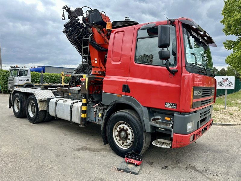 DAF 85 CF 430 6x4 TRACTOR + CRANE PK 32.000 F (7x) + WINCH - EURO 2 - MANUAL ZF - HUB REDUCTION / STEEL SPRING - BE TRUCK - Vilcējs: foto 1 DAF 85 CF 430 6x4 TRACTOR + CRANE PK 32.000 F (7x) + WINCH - EURO 2 - MANUAL ZF - HUB REDUCTION / STEEL SPRING - BE TRUCK - Vilcējs: foto 1