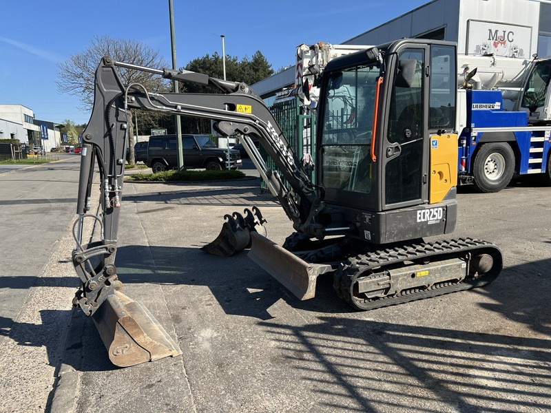 Volvo ECR25D 3 BAKKEN - 635 UREN - SLOOP + SORTEERFUNCTIE - EXTRA HYDR. LEIDINGEN - Mini-ekskavators: foto 2 Volvo ECR25D 3 BAKKEN - 635 UREN - SLOOP + SORTEERFUNCTIE - EXTRA HYDR. LEIDINGEN - Mini-ekskavators: foto 2