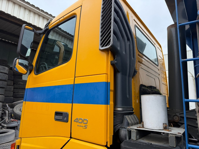 Volvo FH 400 8X4 TIPPER - MANUAL 3+3 - STEEL SPRING / BLATT - EURO 5 - 13T BIG AXLES HUB REDUCTION - BE TRUCK - Kravas automašīna pašizgāzējs: foto 5 Volvo FH 400 8X4 TIPPER - MANUAL 3+3 - STEEL SPRING / BLATT - EURO 5 - 13T BIG AXLES HUB REDUCTION - BE TRUCK - Kravas automašīna pašizgāzējs: foto 5
