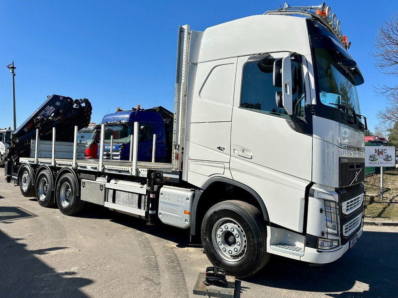 Volvo FH 420 8x4 TRIDEM + KRAAN HIAB 408 E-8 HIPRO + WINCH - 63.000km ONLY - CREWCAB 4 SEATER - PLATFORM 7m - TOP CONDITION - Bortu kravas automašīna/ Platforma, Kravas auto ar manipulatoru: foto 1 Volvo FH 420 8x4 TRIDEM + KRAAN HIAB 408 E-8 HIPRO + WINCH - 63.000km ONLY - CREWCAB 4 SEATER - PLATFORM 7m - TOP CONDITION - Bortu kravas automašīna/ Platforma, Kravas auto ar manipulatoru: foto 1