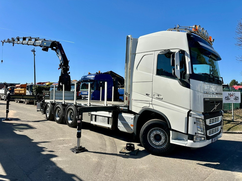 Volvo FH 420 8x4 TRIDEM + KRAAN HIAB 408 E-8 HIPRO + WINCH - 63.000km ONLY - CREWCAB 4 SEATER - PLATFORM 7m - TOP CONDITION - Bortu kravas automašīna/ Platforma, Kravas auto ar manipulatoru: foto 2 Volvo FH 420 8x4 TRIDEM + KRAAN HIAB 408 E-8 HIPRO + WINCH - 63.000km ONLY - CREWCAB 4 SEATER - PLATFORM 7m - TOP CONDITION - Bortu kravas automašīna/ Platforma, Kravas auto ar manipulatoru: foto 2