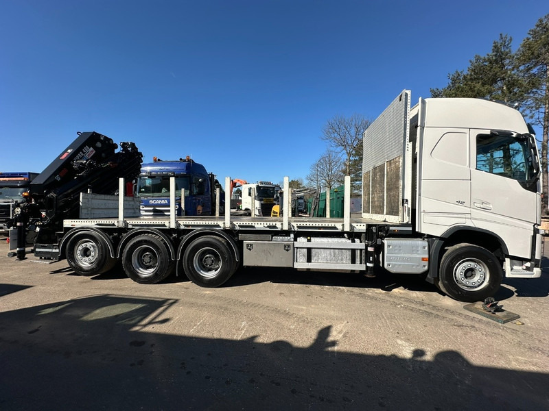 Volvo FH 420 8x4 TRIDEM + KRAAN HIAB 408 E-8 HIPRO + WINCH - 63.000km ONLY - CREWCAB 4 SEATER - PLATFORM 7m - TOP CONDITION - Kravas auto ar manipulatoru: foto 5 Volvo FH 420 8x4 TRIDEM + KRAAN HIAB 408 E-8 HIPRO + WINCH - 63.000km ONLY - CREWCAB 4 SEATER - PLATFORM 7m - TOP CONDITION - Kravas auto ar manipulatoru: foto 5