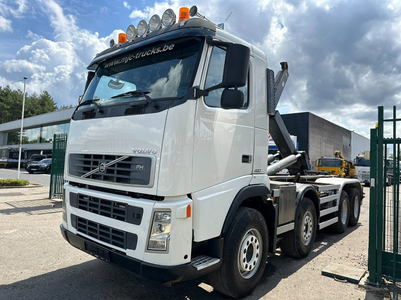 Volvo FH 480 8x2 HOOKLIFT 25T TERBERG - 6m20 - LIFT AXLE - I SHIFT - WB 429cm - HAAKSYSTEEM / ABROLKIPPER - Pacēlājs ar āķi: foto 3 Volvo FH 480 8x2 HOOKLIFT 25T TERBERG - 6m20 - LIFT AXLE - I SHIFT - WB 429cm - HAAKSYSTEEM / ABROLKIPPER - Pacēlājs ar āķi: foto 3