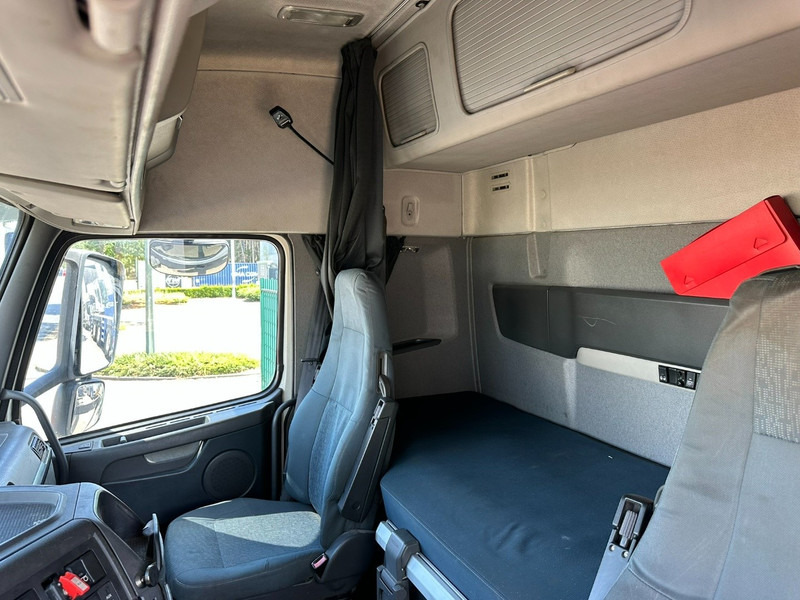 Kravas auto ar manipulatoru Volvo FH 500 6X2 + CRANE PALFINGER PK50002 E 6x - RETARDER - PLATFORM 6m20 - TWISTLOCKS 20' - 561.000km - EURO 5: foto 16