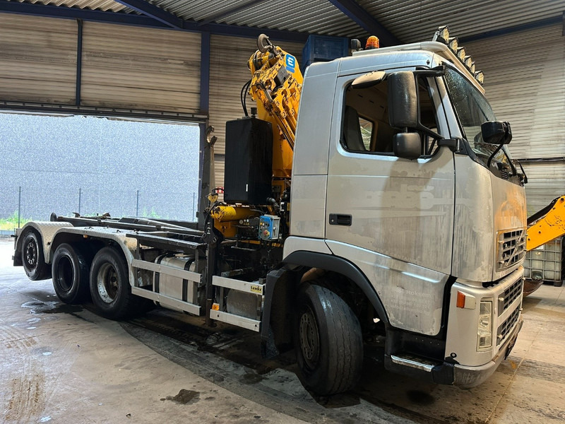 Volvo FH12-420 8x4 HOOKLIFT AJK + CRANE EFFER 250 - 3S - RADIO - TRIDEM LIFT + STEERING AXLE - I SHIFT - BE TRUCK - Pacēlājs ar āķi, Kravas auto ar manipulatoru: foto 3 Volvo FH12-420 8x4 HOOKLIFT AJK + CRANE EFFER 250 - 3S - RADIO - TRIDEM LIFT + STEERING AXLE - I SHIFT - BE TRUCK - Pacēlājs ar āķi, Kravas auto ar manipulatoru: foto 3