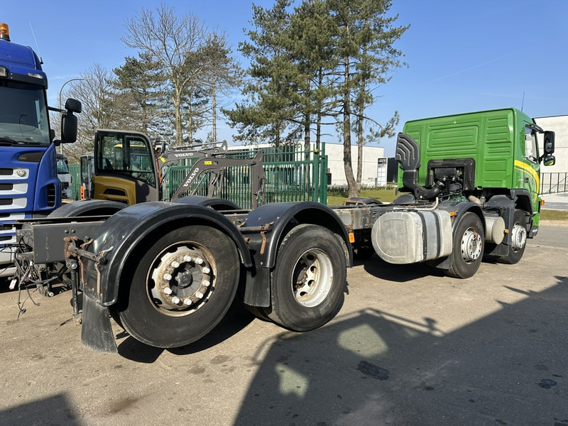 Volvo FM 340 8x2 CHASSIS (7m35) - LIFT+STEERING AXLE - MANUAL GEARBOX - EURO 3 - TÜV 05/2025 - BE TRUCK - Šasija kravas automašīna: foto 5 Volvo FM 340 8x2 CHASSIS (7m35) - LIFT+STEERING AXLE - MANUAL GEARBOX - EURO 3 - TÜV 05/2025 - BE TRUCK - Šasija kravas automašīna: foto 5
