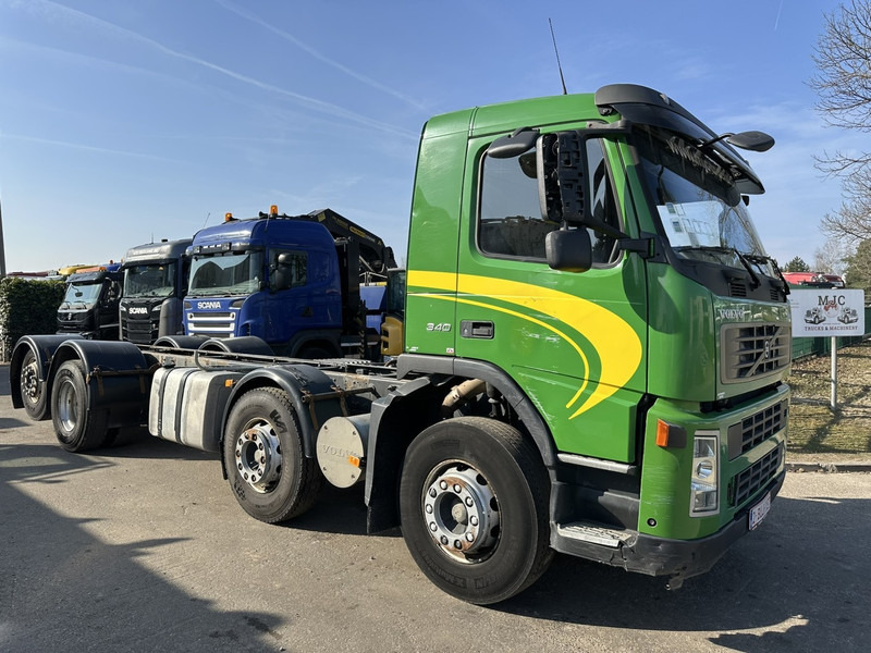 Volvo FM 340 8x2 CHASSIS (7m35) - LIFT+STEERING AXLE - MANUAL GEARBOX - EURO 3 - TÜV 05/2025 - BE TRUCK - Šasija kravas automašīna: foto 2 Volvo FM 340 8x2 CHASSIS (7m35) - LIFT+STEERING AXLE - MANUAL GEARBOX - EURO 3 - TÜV 05/2025 - BE TRUCK - Šasija kravas automašīna: foto 2
