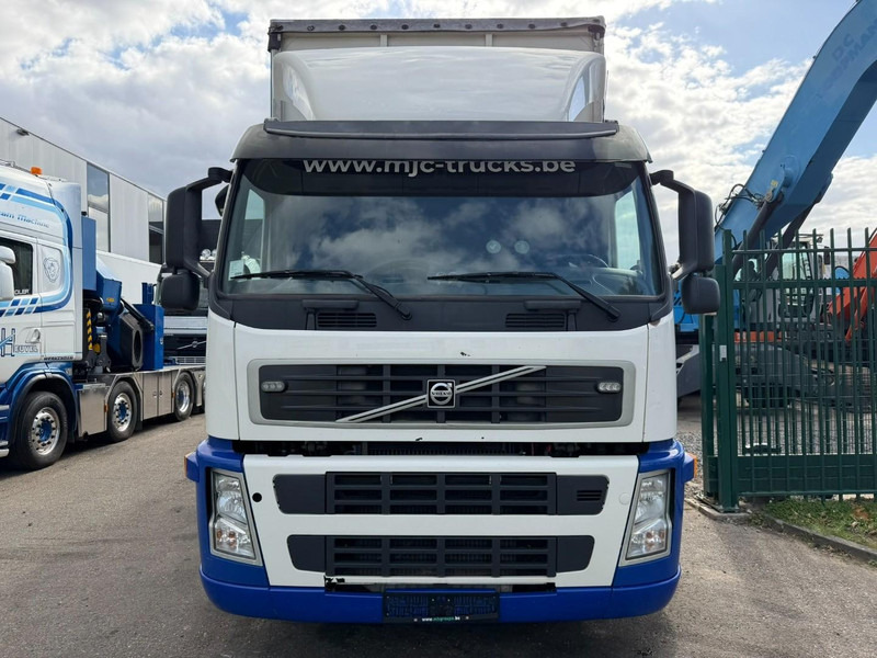 Volvo FM 370 6x2 BOX 8m15 - LIFT + STEERING AXLE - EURO 5 - I SHIFT - 26T - TÜV 06/2026 - VERY NICE CONDITION - BE TRUCK - Kravas automašīna ar tentu: foto 2 Volvo FM 370 6x2 BOX 8m15 - LIFT + STEERING AXLE - EURO 5 - I SHIFT - 26T - TÜV 06/2026 - VERY NICE CONDITION - BE TRUCK - Kravas automašīna ar tentu: foto 2