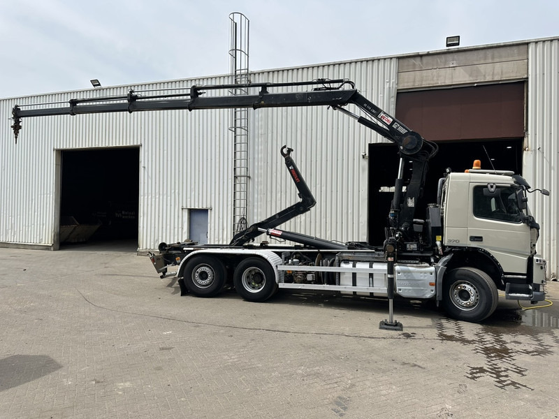 Volvo FM 370 6x2 HOOKLIFT 21T + CRANE HIAB 144 E-4 HIDUO - ENGINE / GEARBOX OK - CHASSIS OK - RUNNING + DRIVING - BE TRUCK - Pacēlājs ar āķi, Kravas auto ar manipulatoru: foto 5 Volvo FM 370 6x2 HOOKLIFT 21T + CRANE HIAB 144 E-4 HIDUO - ENGINE / GEARBOX OK - CHASSIS OK - RUNNING + DRIVING - BE TRUCK - Pacēlājs ar āķi, Kravas auto ar manipulatoru: foto 5