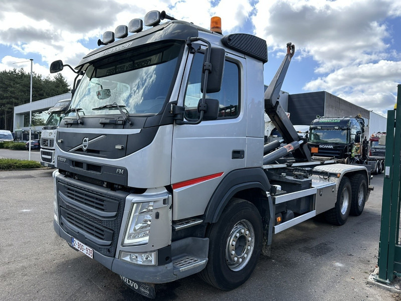 Volvo FM 420 6x4 AJK HOOKLIFT / HAAK 20T - 5760mm - WB 3m90 - HUB REDUCTION / STEEL SUSPENSION - EURO 6 - BE TRUCK - Pacēlājs ar āķi: foto 3 Volvo FM 420 6x4 AJK HOOKLIFT / HAAK 20T - 5760mm - WB 3m90 - HUB REDUCTION / STEEL SUSPENSION - EURO 6 - BE TRUCK - Pacēlājs ar āķi: foto 3