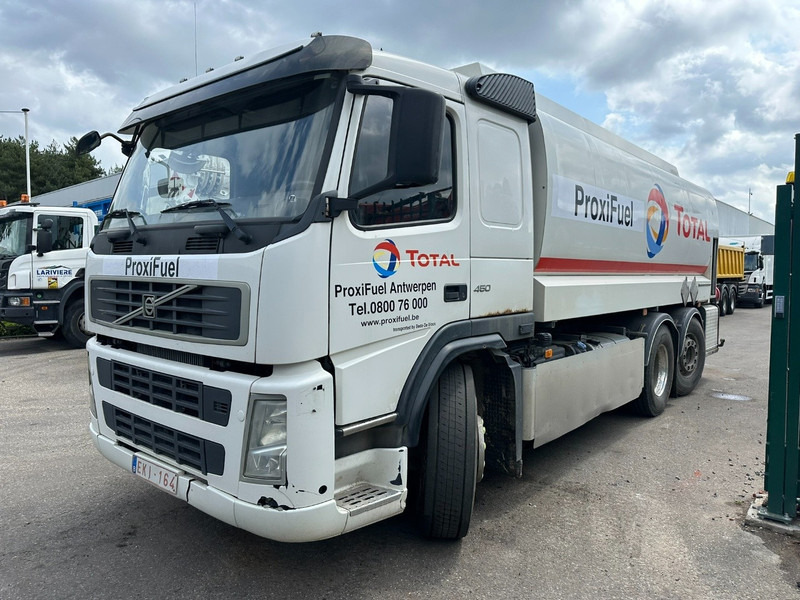 Volvo FM 450 6x2 19.000L - 5 COMP. FUEL TANKER / CITERNE - LIFT + STEERING AXLE - EURO 5 - - Autocisterna: foto 3 Volvo FM 450 6x2 19.000L - 5 COMP. FUEL TANKER / CITERNE - LIFT + STEERING AXLE - EURO 5 - - Autocisterna: foto 3