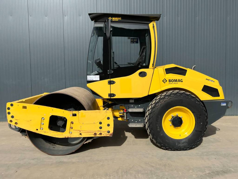 Bomag BW177D-5 - Veltnis: foto 5 Bomag BW177D-5 - Veltnis: foto 5