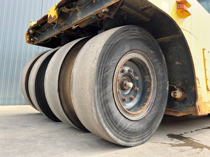 Pneimatiskais veltnis Bomag BW24R: foto 6