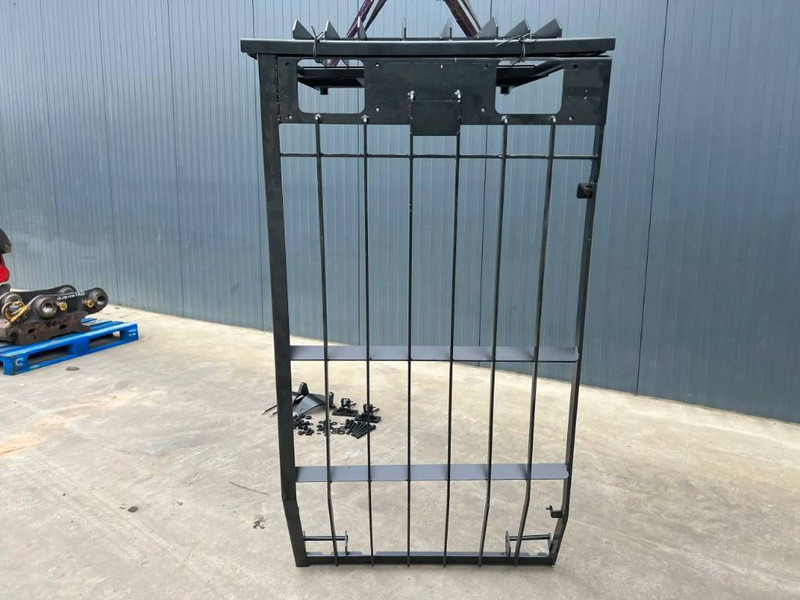 Cat 312D Guard - Kabīne un interjers - Celtniecības tehnika: foto 1 Cat 312D Guard - Kabīne un interjers - Celtniecības tehnika: foto 1