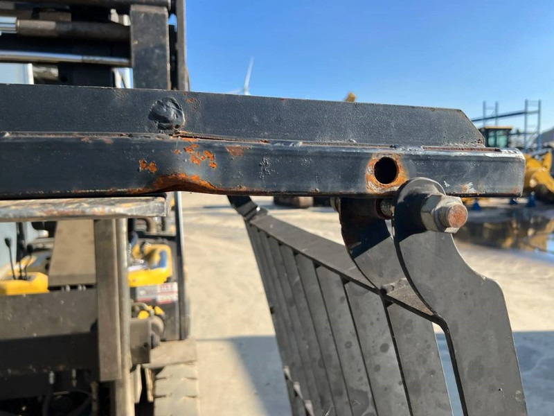 Cat 313D / M315D / 320D / 325D / 330D / 345C / 365C / - Kabīne un interjers - Celtniecības tehnika: foto 5 Cat 313D / M315D / 320D / 325D / 330D / 345C / 365C / - Kabīne un interjers - Celtniecības tehnika: foto 5