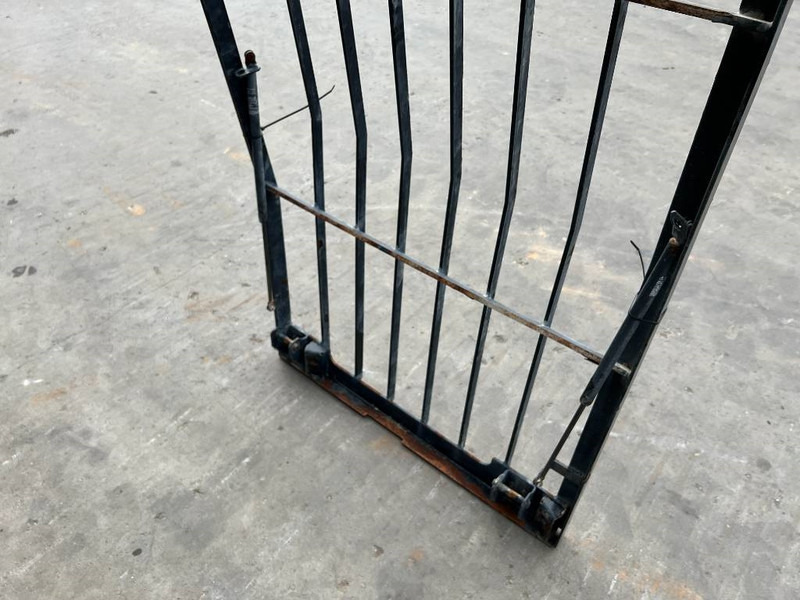 Cat 313E / M315F / 320F / 323E / 325F / 329E / 330F / - Kabīne un interjers - Celtniecības tehnika: foto 5 Cat 313E / M315F / 320F / 323E / 325F / 329E / 330F / - Kabīne un interjers - Celtniecības tehnika: foto 5