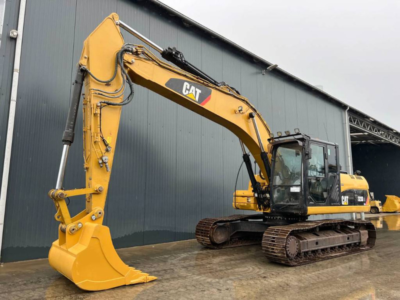 Cat 323D L - Kāpurķēžu ekskavators: foto 1 Cat 323D L - Kāpurķēžu ekskavators: foto 1