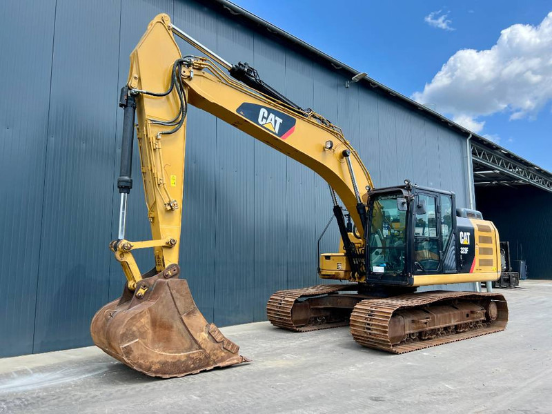 Cat 323F L - Kāpurķēžu ekskavators: foto 1 Cat 323F L - Kāpurķēžu ekskavators: foto 1