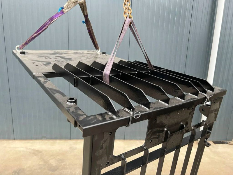 Cat 325C Guard - Kabīne un interjers - Celtniecības tehnika: foto 2 Cat 325C Guard - Kabīne un interjers - Celtniecības tehnika: foto 2