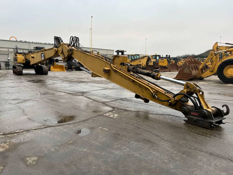 Kāpurķēžu ekskavators Cat 345C L UHD - 27m - OilQuick: foto 14