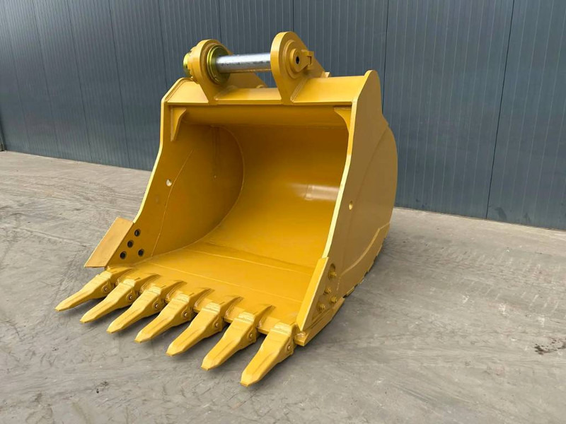Jaunā Kauss - Celtniecības tehnika Cat 349E - UB: foto 1