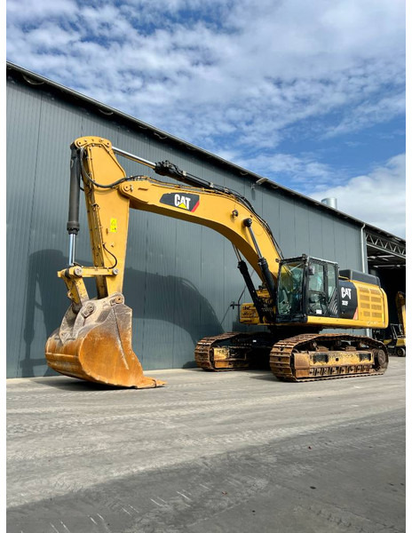 Cat 352F - Kāpurķēžu ekskavators: foto 1 Cat 352F - Kāpurķēžu ekskavators: foto 1
