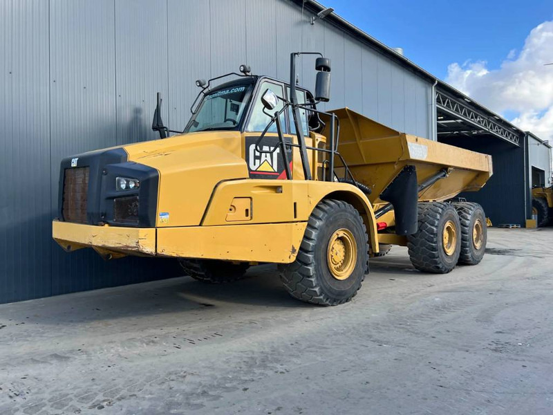 Cat 735B - Artikulētias pašizgāzējs: foto 1 Cat 735B - Artikulētias pašizgāzējs: foto 1