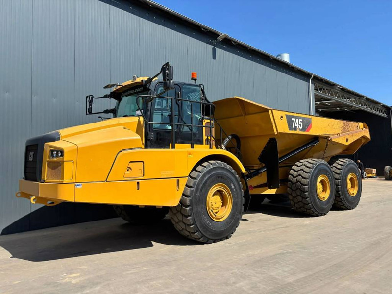Artikulētias pašizgāzējs Cat 745 04A: foto 1