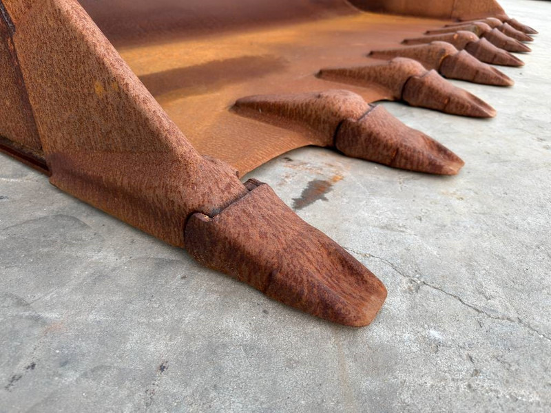 Kauss - Celtniecības tehnika Cat 938K / 938M: foto 11