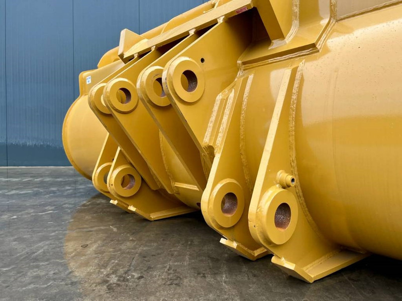 Cat 980H incl. cutting edge + side protectors - Kauss - Celtniecības tehnika: foto 5 Cat 980H incl. cutting edge + side protectors - Kauss - Celtniecības tehnika: foto 5