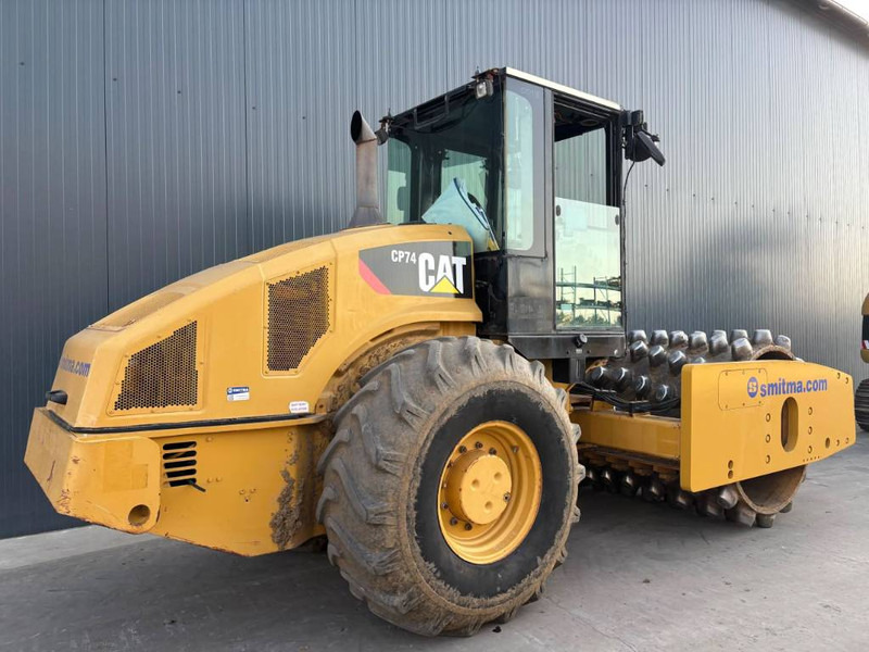 Cat CP 74 - Veltnis: foto 3 Cat CP 74 - Veltnis: foto 3