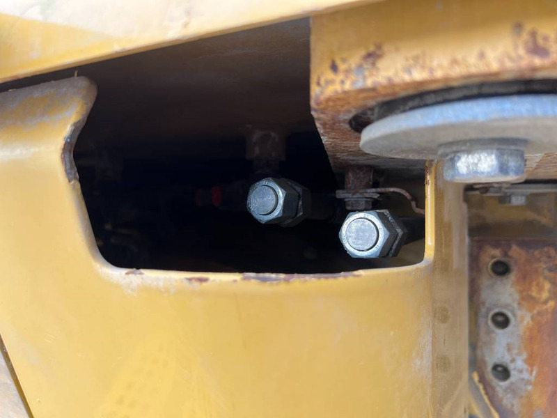 Cat D6N LGP - Buldozers: foto 5 Cat D6N LGP - Buldozers: foto 5