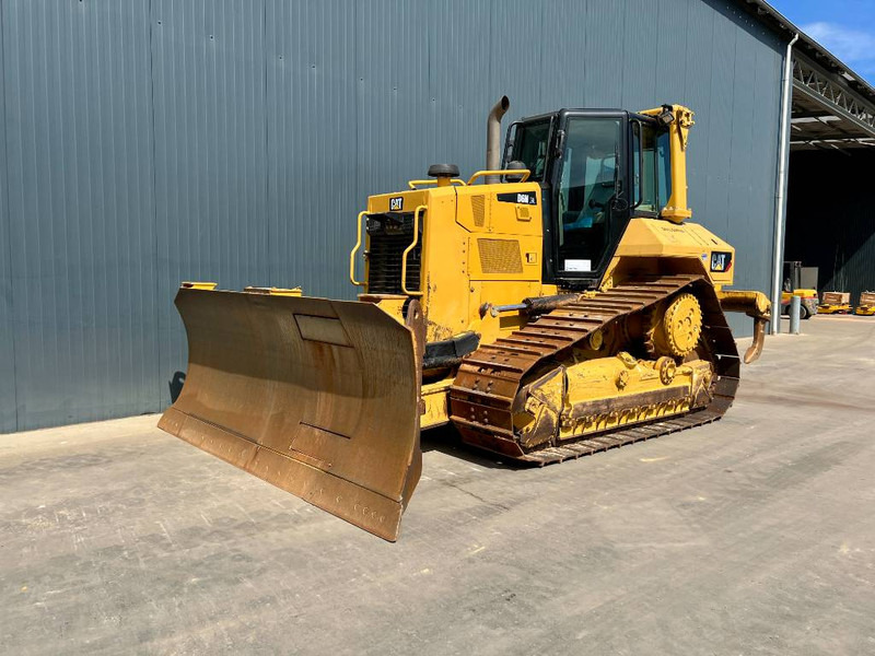 Cat D6N XL - FOLDABLE BLADE - Buldozers: foto 1 Cat D6N XL - FOLDABLE BLADE - Buldozers: foto 1