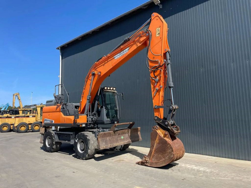 Doosan DX170W-5 - Riteņu ekskavators: foto 3 Doosan DX170W-5 - Riteņu ekskavators: foto 3