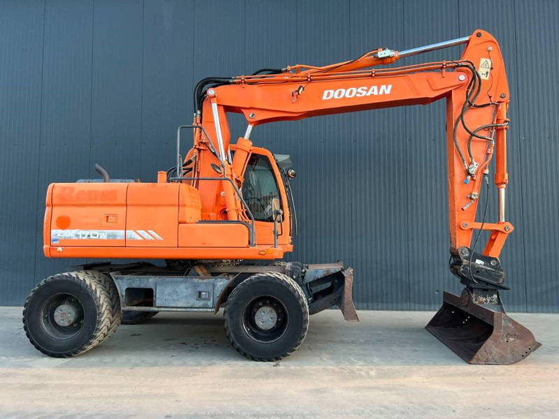 Doosan DX170W - Riteņu ekskavators: foto 4 Doosan DX170W - Riteņu ekskavators: foto 4