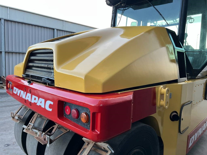 Dynapac CP224 - Pneimatiskais veltnis: foto 5 Dynapac CP224 - Pneimatiskais veltnis: foto 5