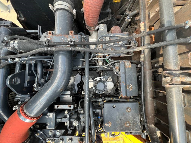 Artikulētias pašizgāzējs Komatsu HM400-3: foto 20