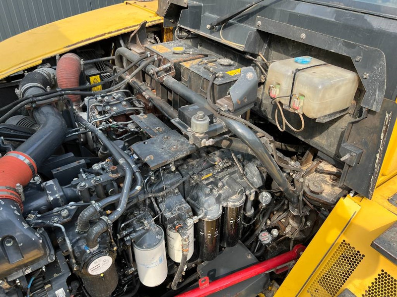 Artikulētias pašizgāzējs Komatsu HM400-3: foto 17