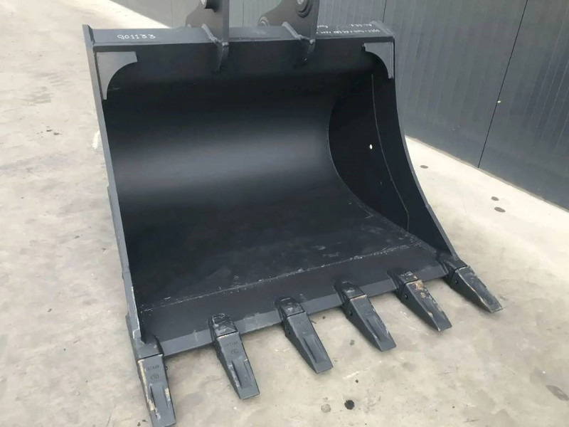 Komatsu PC240 - Kauss - Celtniecības tehnika: foto 3 Komatsu PC240 - Kauss - Celtniecības tehnika: foto 3