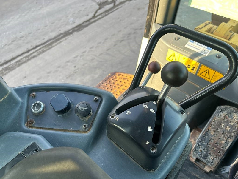 Liebherr LR634 - Kāpurķēžu iekrāvējs: foto 3 Liebherr LR634 - Kāpurķēžu iekrāvējs: foto 3