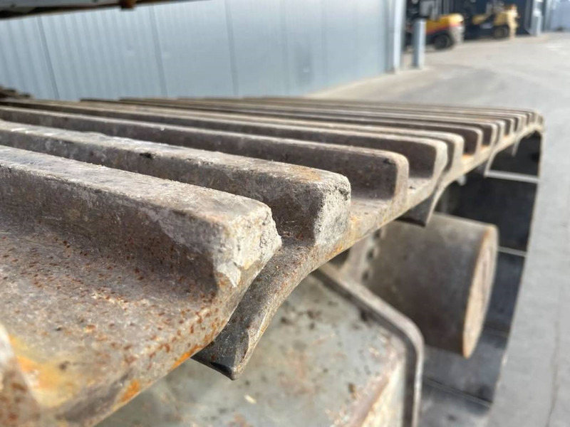 Liebherr R922 SLC - Kāpurķēžu ekskavators: foto 5 Liebherr R922 SLC - Kāpurķēžu ekskavators: foto 5