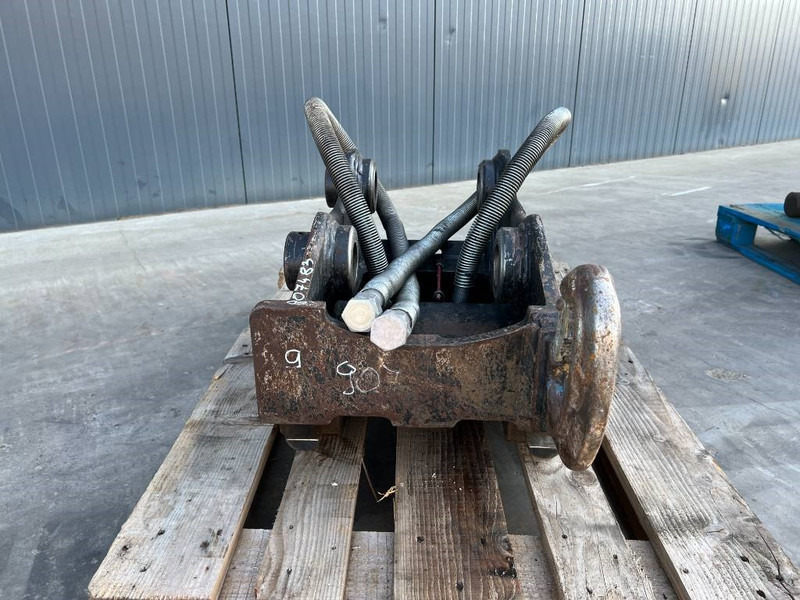 OilQuick OQ65 - 311F / 313F / 315F - Ātrā sakabe - Celtniecības tehnika: foto 2 OilQuick OQ65 - 311F / 313F / 315F - Ātrā sakabe - Celtniecības tehnika: foto 2